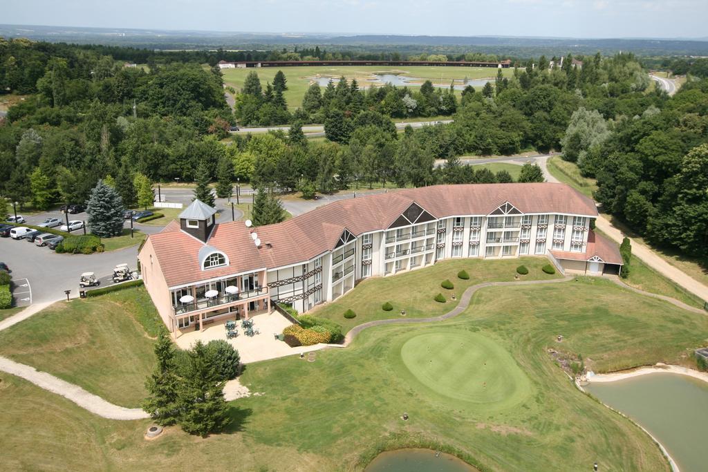Golf Hotel De Mont Griffon Luzarches Exterior photo